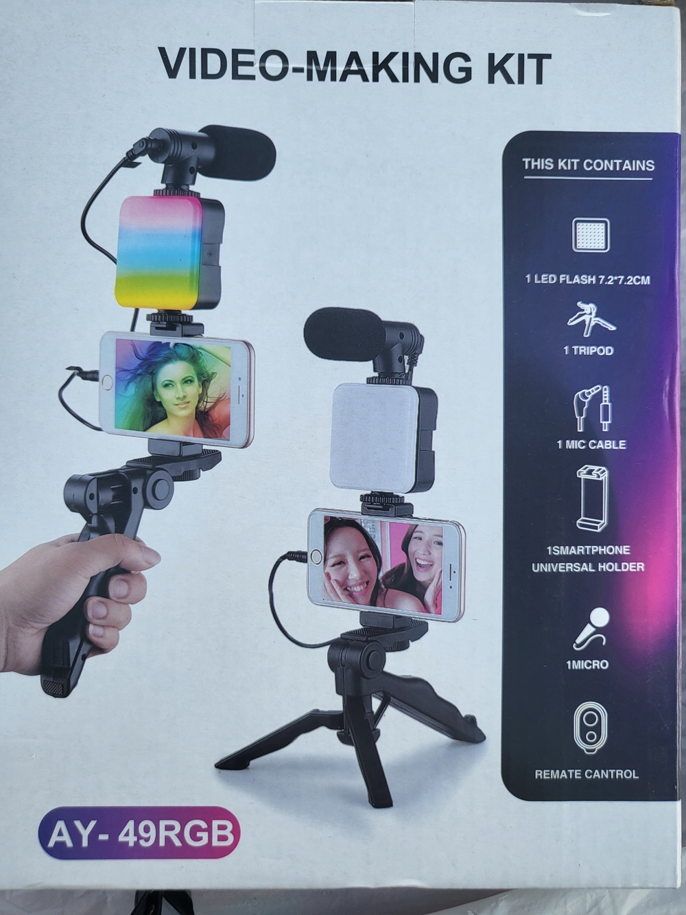 Video-Making Kit with RGB LED Light and Microphone - Multicolor